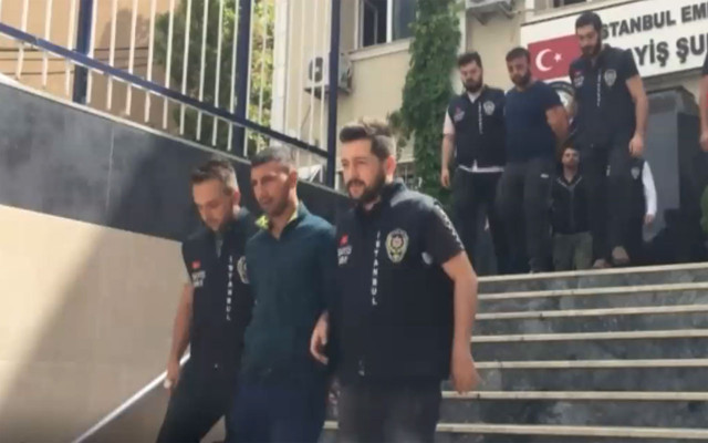 Film gibi hırsız-polis kovalamacası! Kaza anı kamerada - Resim: 1