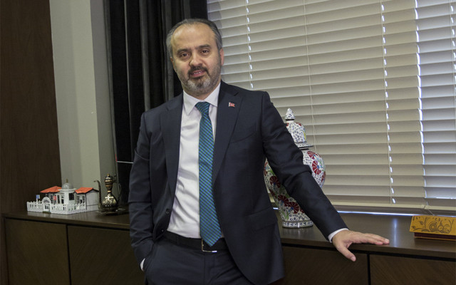 Alinur Aktaş 50 bin lira maaş mı alıyor? Bursa Belediyesi'nin açıklaması olay - Resim: 0