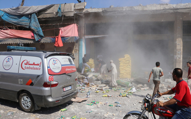 Türkiye'nin Morek üssünde son durum ne? Esed yolu tamamen kapattı bombalıyor - Resim: 0