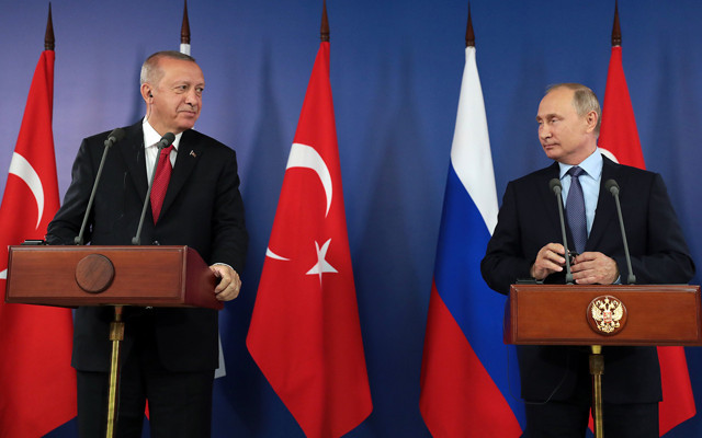 Erdoğan ve Putin'den İdlib mesajı: Rejimin sivillere ölüm yağdırması kabul edilemez - Resim: 1