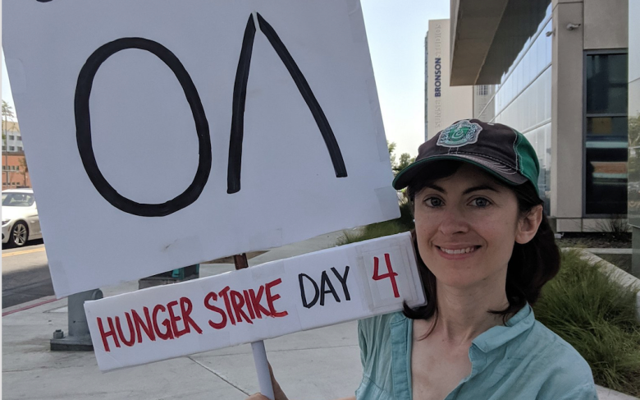 Netflix'i protesto etmek için açlık grevine başladı - Resim: 0