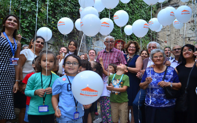 Türkiye Alzheimer Derneği Başkanı: Türkiye'de alzaymır artıyor - Resim: 1