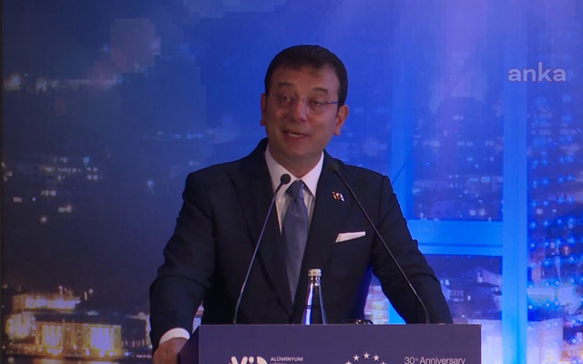 Ekrem İmamoğlu konukları böyle selamladı: Everything will be alright - Resim: 0