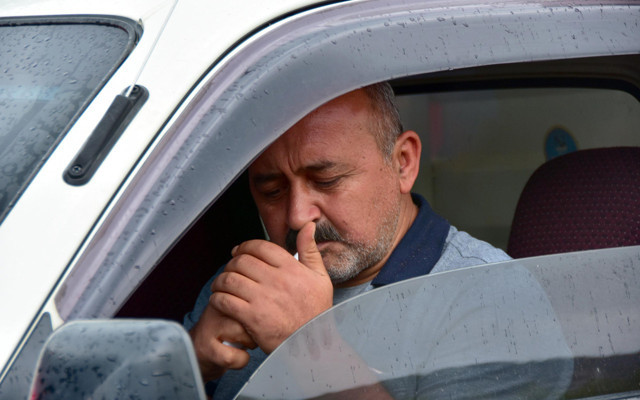 Arabada sigara cezası kaç lira? Özel araçta sigara cezası sürücüye yolcuya yok - Resim: 0