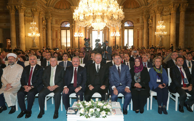 Erdoğan 'sırça köşkleri başlarına indiğinde' deyip topa tuttu - Resim: 1