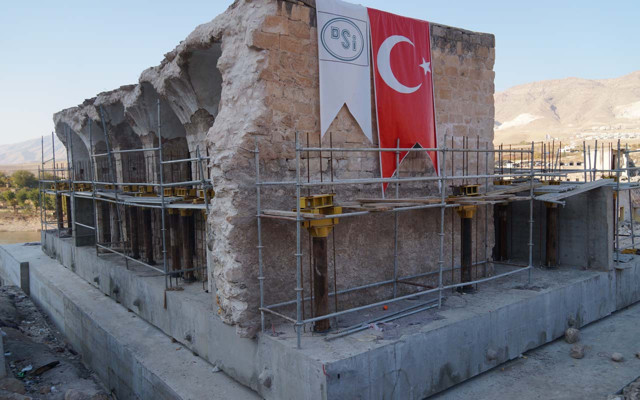 Batman'ın Hasankeyf ilçesindeki 610 yıllık Er-Rızk Camii taşınmaya hazır - Resim: 0