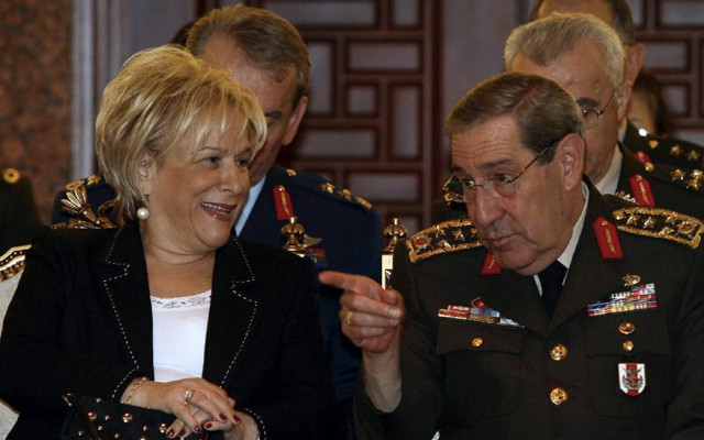 Yaşar Büyükanıt'ın kızı Bengü Büyükanıt kimdir eşi Ercan Caymaz ne iş yapıyor - Resim: 1