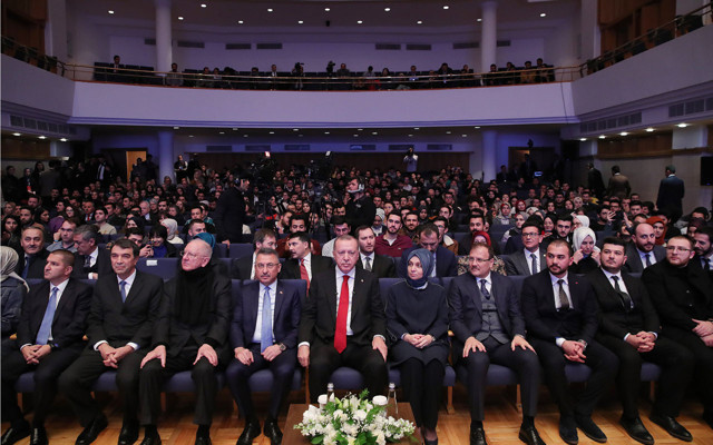 Beğendiğiniz liderler kimler diye soruldu! Erdoğan sadece onun ismini verdi - Resim: 0