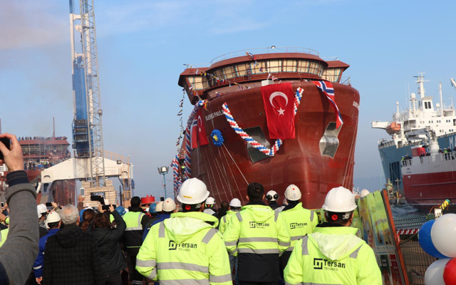 Türkiye'de bir ilk! Norveçli firma için Yalova'da inşa edilen gemi denize indirildi - Resim: 2