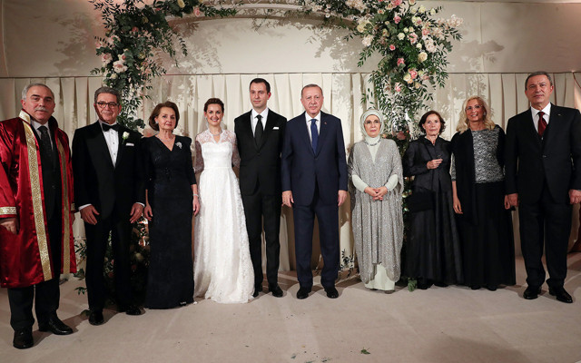 Cumhurbaşkanı Erdoğan Hulusi Akar'ın oğlunun nikah şahidi oldu - Resim: 0