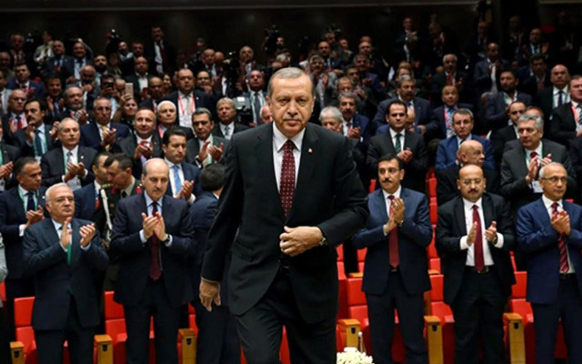 Bilal Erdoğan: Cumhurbaşkanımız geçmiş önümüze yara yara gidiyor - Resim: 0