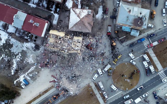 Erdoğan deprem provokatörlerine sert çıktı! Millet can bunlar mal derdinde - Resim: 1