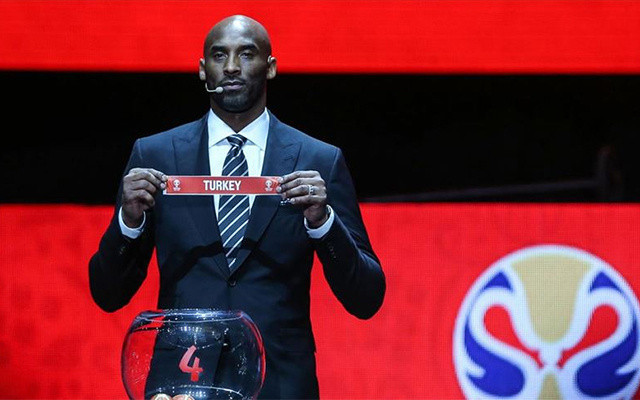 Kobe Bryant helikopter kazasında hayatını kaybetti - Resim: 1