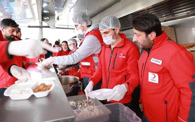 Kemal Kılıçdaroğlu içine girdiği Kızılay çadırını da görememiş - Resim: 2