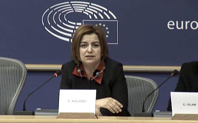 Kırmızı bültenle aranan PKK'lılar AP'de ortaya çıktı - Resim: 1