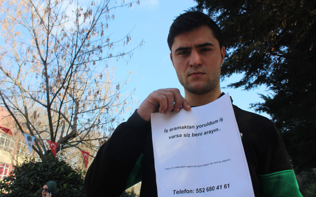 İşsiz gençten iş ilanı: İş aramaktan yoruldum iş varsa siz arayın - Resim: 0
