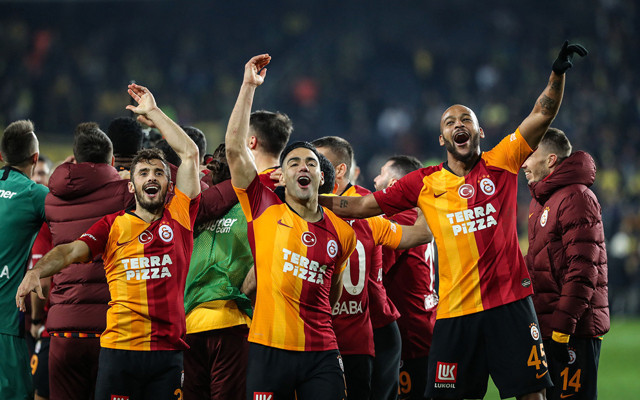 Fenerbahçe Galatasaray maçı golleri ve geniş özeti - Resim: 0