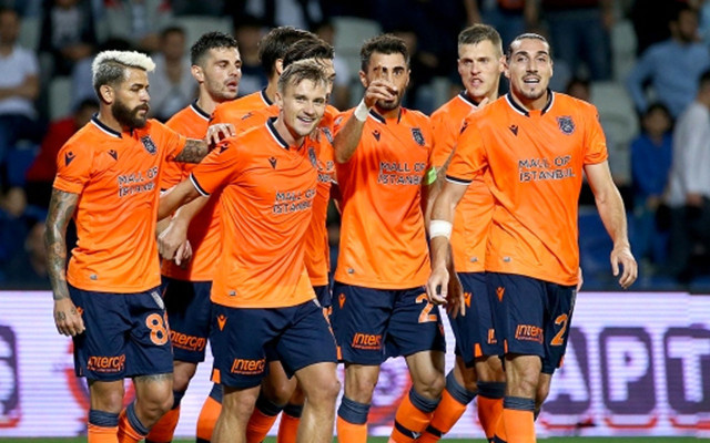 Başakşehir 1 puan farkıyla lider! Okan Buruk 'Bugün lider olmak çok önemliydi' - Resim: 0