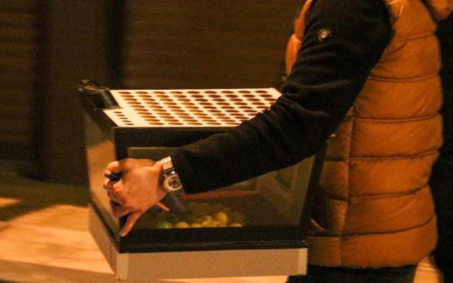 Antalya'da kumar operasyonundan kaçmaya çalışırken üçüncü kattan düştü - Resim: 0