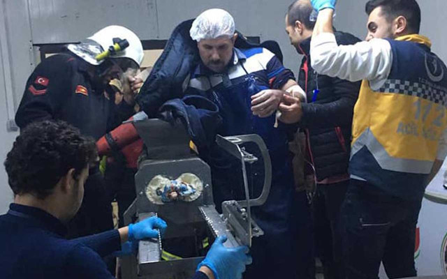 Aydın'da mandıra işçisi kolunu tereyağı makinesine kaptırdı durumu ağır - Resim: 0