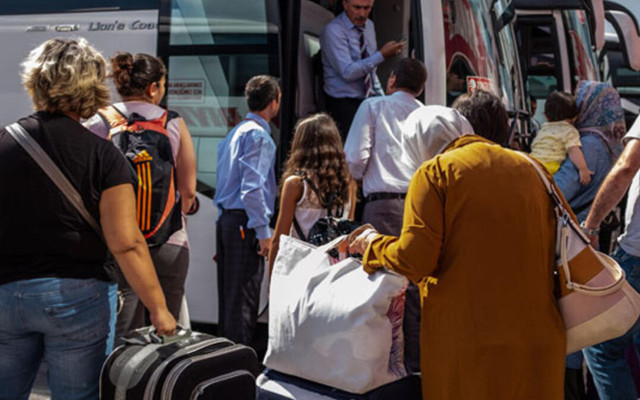 İstanbul'dan otobüsle şehir dışına çıkışlar durduruldu! Vali Ali Yerlikaya açıkladı - Resim: 0