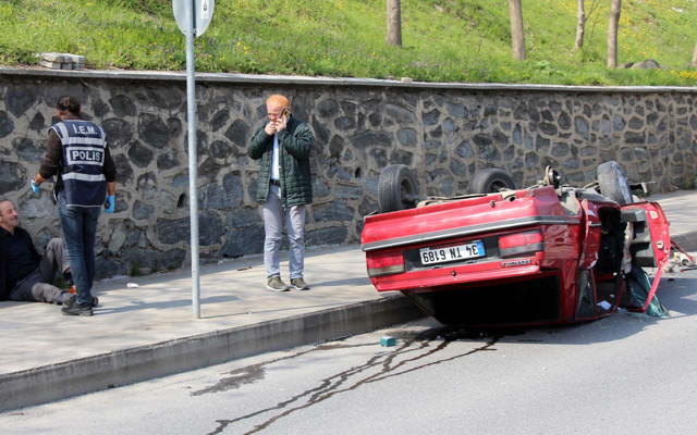 Şişli'de mucize kurtuluş otomobille takla attı burnu bile kanamadı - Resim: 1