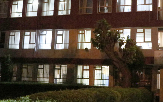 Denizli'de koronavirüs hastası hastaneden kaçtı ailesi yakalattı - Resim: 0