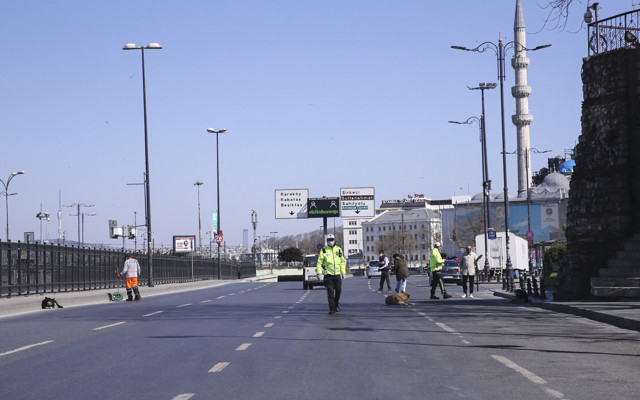 Cumhurbaşkanlığı Kabinesi toplanıyor! 3 günlük sokağa çıkma yasağı masada - Resim: 0