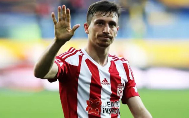 Mert Hakan Yandaş: Türkiye'de kalmak mantıklı geliyor - Resim: 1