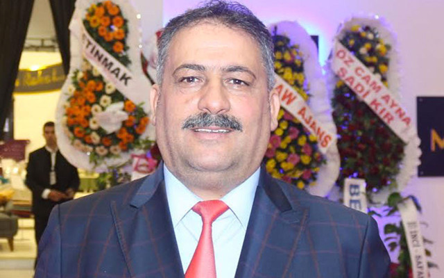 Ünlü işadamı koronavirüsten öldü! Ailesi 'virüs paradan bulaştı' dedi - Resim: 0