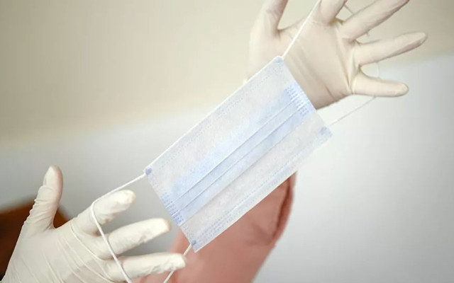 Eczacılardan maske talebi: Sadece eczanelerden verilmesi şarttır - Resim: 0