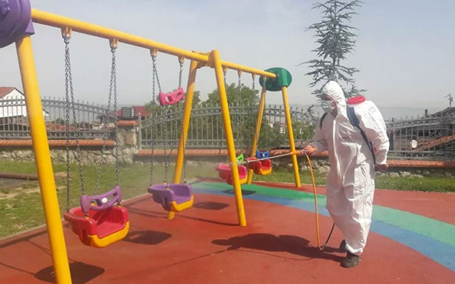 Sağlık Bakanı açıkladı! 14 yaş altı çocuklara 4 saat dışarı çıkmak serbest - Resim: 0