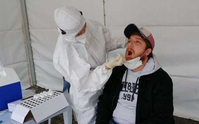 Bahçelievler'de askere gidecek gençlere koronavirüs testi - Resim: 0