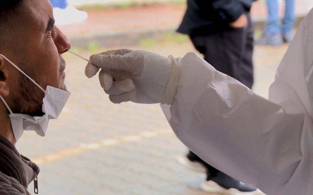 Bahçelievler'de askere gidecek gençlere koronavirüs testi - Resim: 1