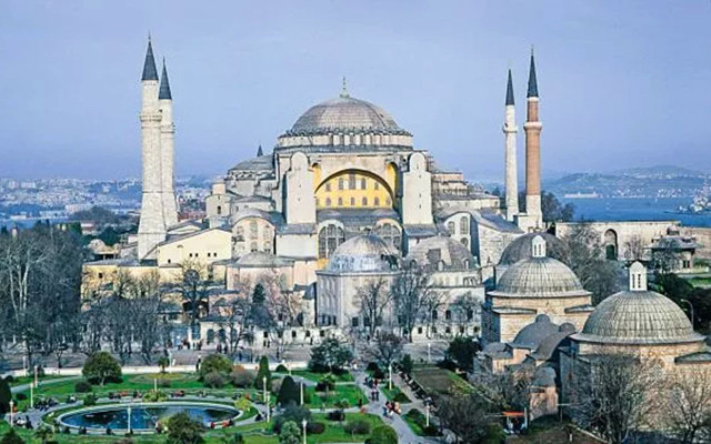 Ayasofya'yı kim yaptırdı ne zaman yapıldı? Ayasofya bilinmeyen tarihi ve önemi - Resim: 2