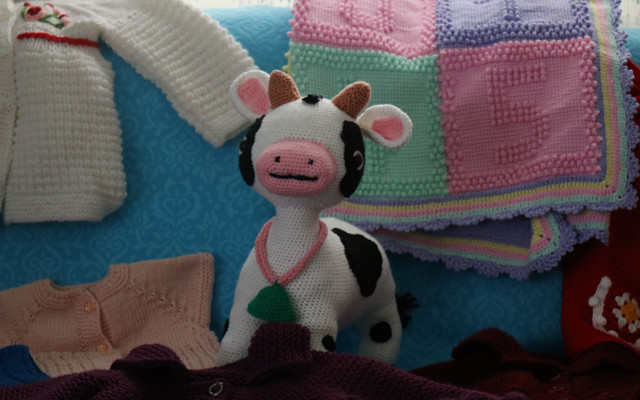 Kırşehir'de 4 canını kanserden kaybetti şimdi lösemili çocuklar için örüyor - Resim: 0