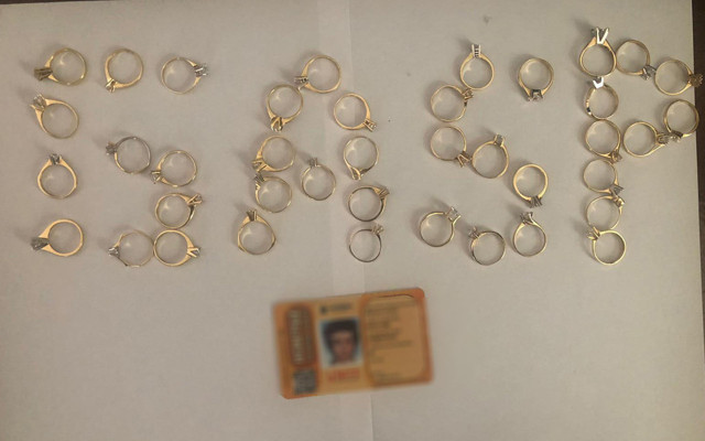 Kartal'da biber gazıyla kuyumcu soydu 45 yüzük çaldı - Resim: 0