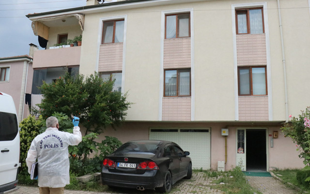 Sakarya'da eline aldığı tabancayı başına dayayıp tetiğe bastı - Resim: 1