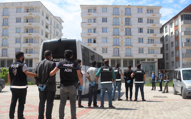 Ağrı merkezli uyuşturucu operasyonunda 11 tutuklama - Resim: 3