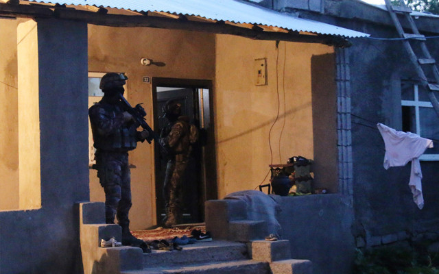 Ağrı merkezli uyuşturucu operasyonunda 11 tutuklama - Resim: 0