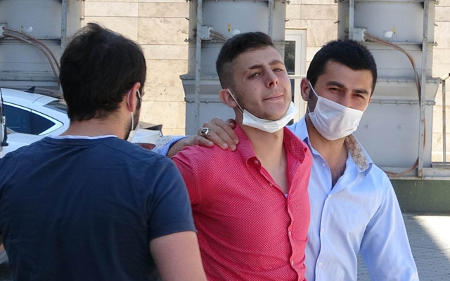Samsun'da 1 çocuk babasına kurşun yağdıran 18 yaşındaki zanlı yakalandı - Resim: 0