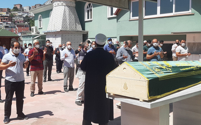 Kocaeli'de tehlikeli oyunu 4 yaşında ölümüne sebep olan Hüseyin'e son görev - Resim: 0