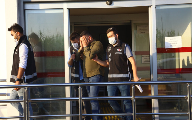Adana'da Özel Harekat destekli suç örgütü operasyonu - Resim: 0