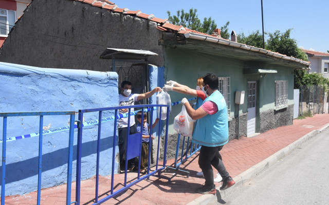 Eskişehir'de 'Pilav günü' sonrası 10 ev karantina altına alındı - Resim: 1