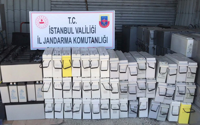 Silivri'de çalınmadık akü bırakmamış! Hırsızlığın bu kadarına pes - Resim: 0