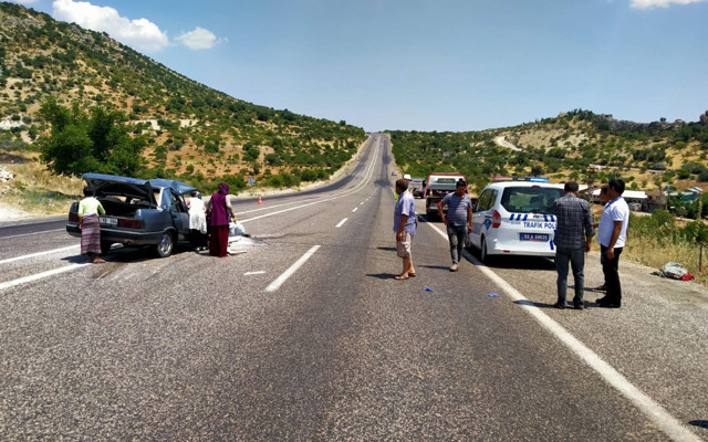 Adıyaman'da mevsimlik işçilerin olduğu araç kamyonetle çarpıştı - Resim: 0