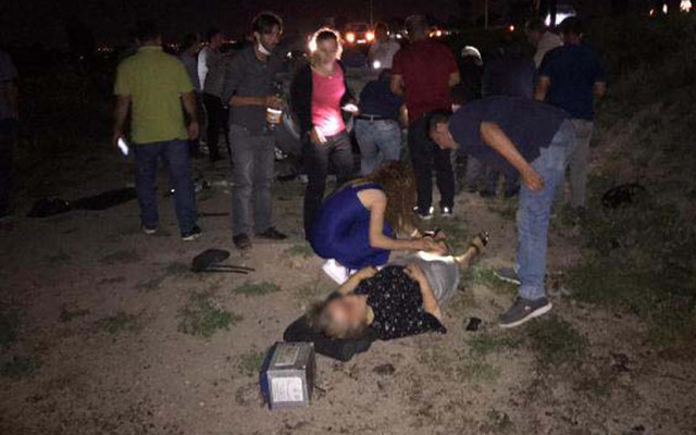 Eskişehir'de söz merasimi dönüşü acı kaza - Resim: 2