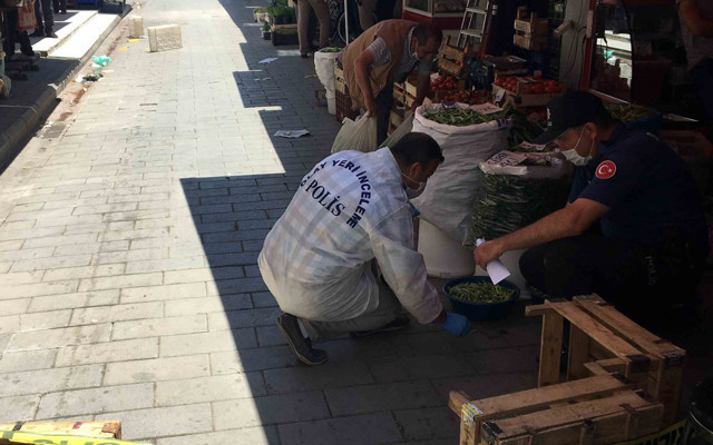Konya'da çarşı karıştı! İki grup güpegündüz birbirine ateş açtı - Resim: 0