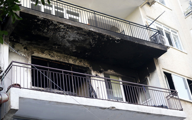 Antalya'da Rus uyruklu şahıs 'Evini niye yaktın' sorusuna bakın nasıl cevap verdi - Resim: 2