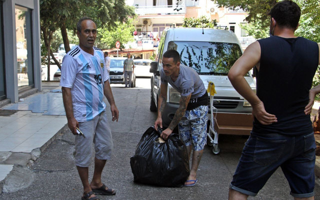 Antalya'da Rus uyruklu şahıs 'Evini niye yaktın' sorusuna bakın nasıl cevap verdi - Resim: 1